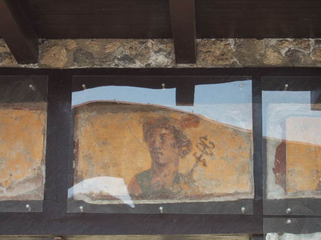 IX.7.1 Pompeii. September 2019. Painting of a bearded Jupiter with his sceptre over his left shoulder.
Photo courtesy of Klaus Heese. 
