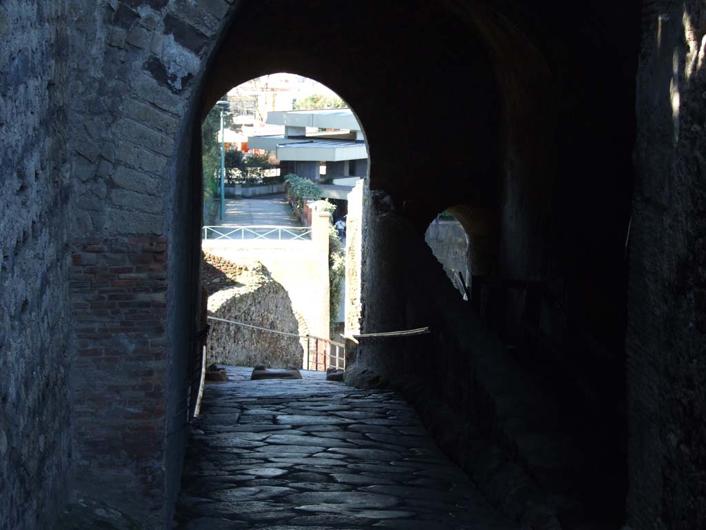 Pompeii Porta Marina. March 2009. Looking out to west and modern entrance to Pompeii Scavi.