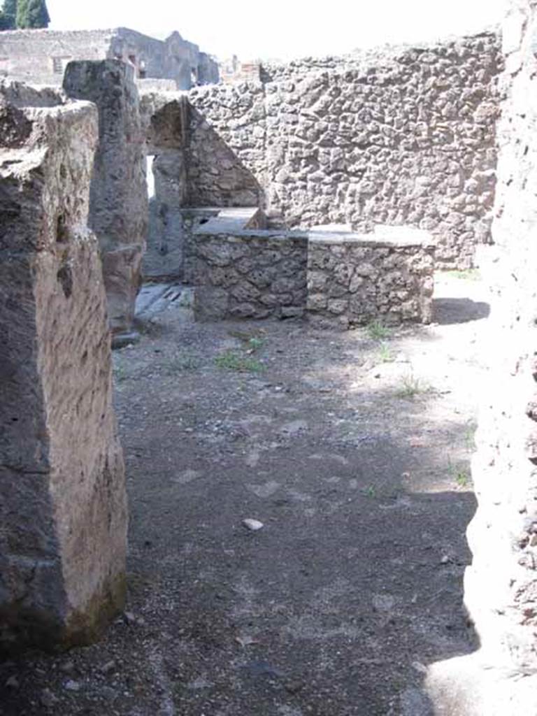 I.1.1 Pompeii. September 2010. Looking north across bar-room from doorway from cubiculum. Photo courtesy of Drew Baker.
