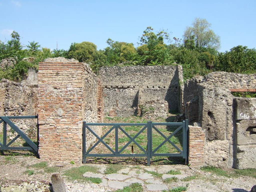 I.1.3 Pompeii.  September 2005.  Looking east from entrance.