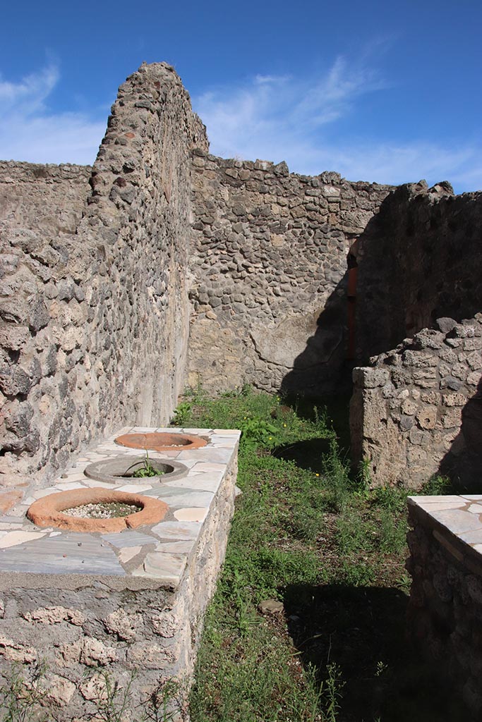 I.2.8 Pompeii. October 2024. Looking towards doorway to rear room. Photo courtesy of Klaus Heese.