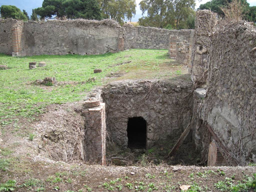 I.3.3 Pompeii. September 2010. Upper peristyle area, looking south over collapsed area, from room in north-west corner.  Looking south along west portico area. Photo courtesy of Drew Baker.
