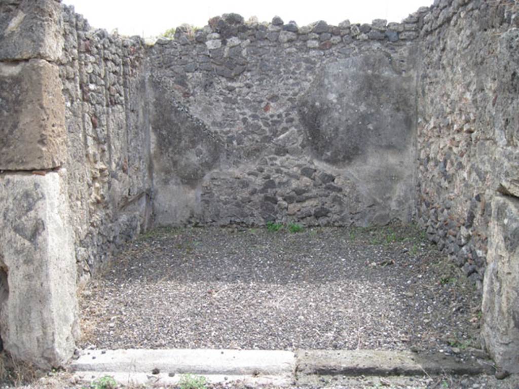 I.3.8b Pompeii. September 2010. Looking south into oecus in south-east corner of peristyle.
Fiorelli described this as an oecus. Photo courtesy of Drew Baker.
