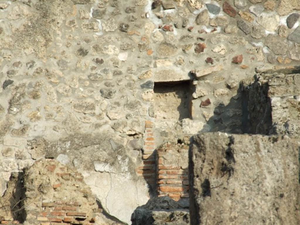 I.4.2 Pompeii. December 2007. Niche in east wall in south-east corner.