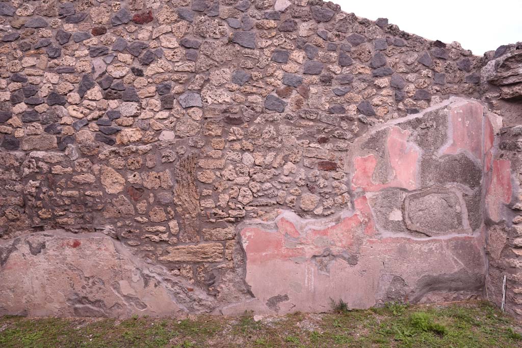 I.4.9 Pompeii. October 2019. Triclinium/oecus m, looking towards east wall at south end.
Foto Tobias Busen, ERC Grant 681269 DCOR.
