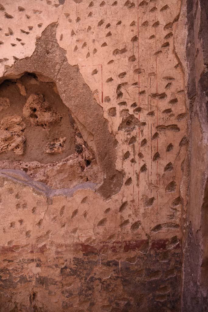 I.4.25 Pompeii. October 2019. Room 44, detail from west end of south wall of cubiculum,
Foto Tobias Busen, ERC Grant 681269 DCOR.
