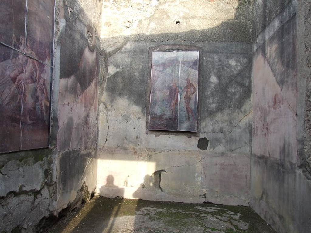 I.4.25 Pompeii. December 2006. Room 20, east wall of cubiculum of Mars and Venus.