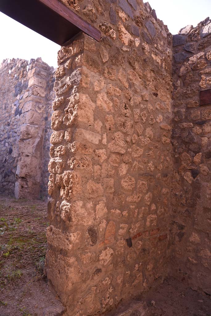 I.4.25/I.4.5 Pompeii. October 2019. 
West wall on north side of doorway into room 38/39 in Corridor 13A, or unnumbered corridor on north side of room 13.
Foto Tobias Busen, ERC Grant 681269 DCOR.
