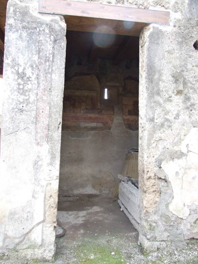 I.9.14 Pompeii. March 2009.  Room 15. Doorway from atrium, looking south.

