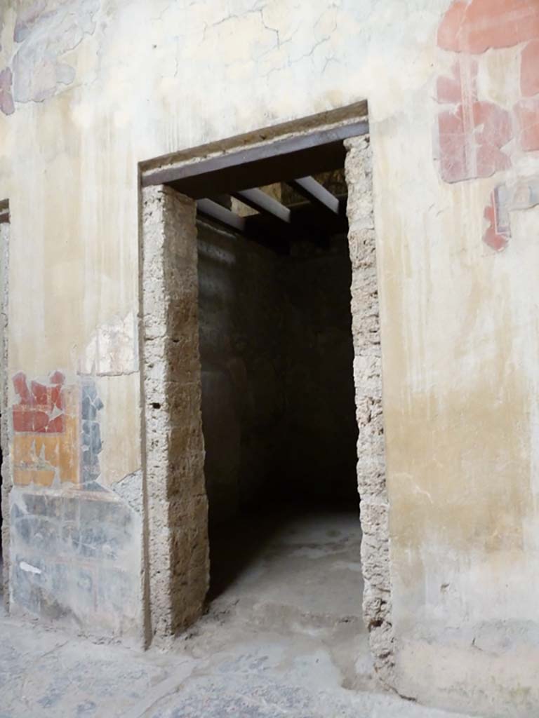 I.10.4 Pompeii. May 2010. Doorway to room 6.