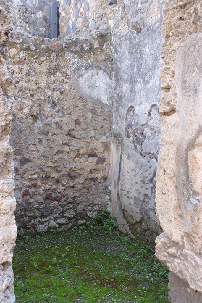 I.12.8 Pompeii. October 2022. 
Room 3, looking towards south-west corner. Photo courtesy of Klaus Heese.
