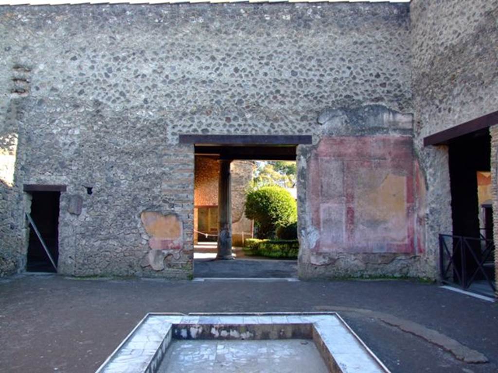 II.3.3 Pompeii.  March 2009.  Room 2,  Atrium.  Looking south to North Portico of garden area.