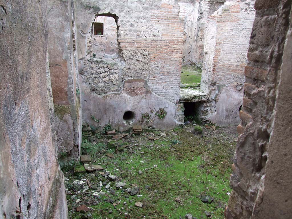 II.4.6 Pompeii. December 2006. Tepidarium, looking west from apodyterium.