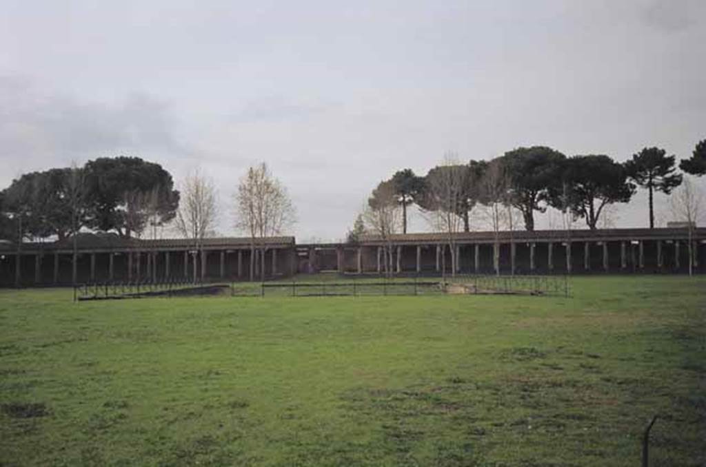 II.7.3 Pompeii. Palaestra. May 2010. View of west side and Piscina or swimming pool. Photo courtesy of Rick Bauer.