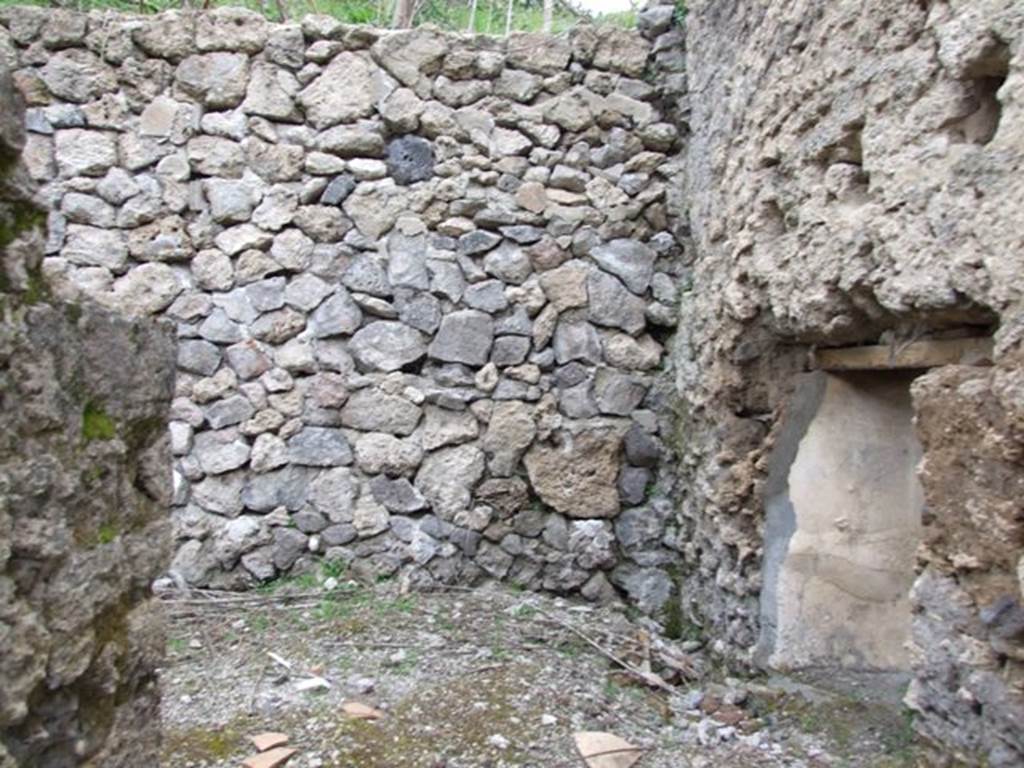 III.2.1 Pompeii.  March 2009.  Looking north from small corridor into area of Room 19.