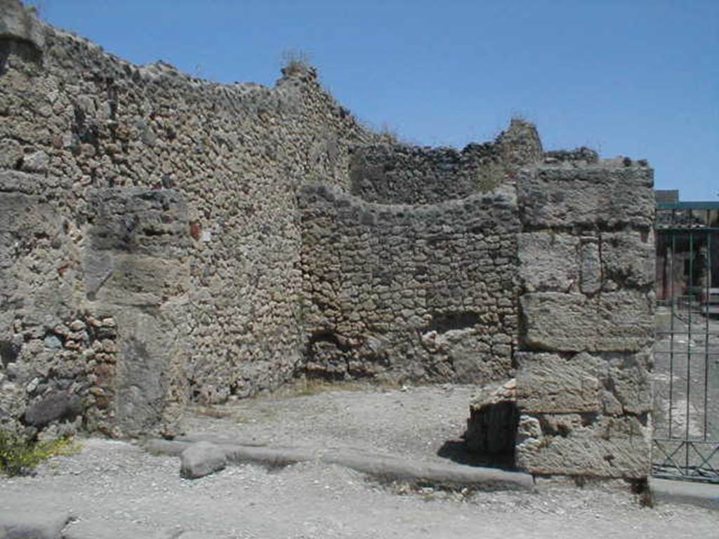 V.I.17 Pompeii. May 2005. Entrance. On the south pilaster, on the right side of the entrance, a graffito was found:

Hic  ego  bis  futui    
Formaece    [CIL IV 4029]

See Varone, A., 2002. Erotica Pompeiana: Love Inscriptions on the Walls of Pompeii, Rome: L’erma di Bretschneider. (p.76, and note 111)
He also says the meaning of the second line is unclear.
