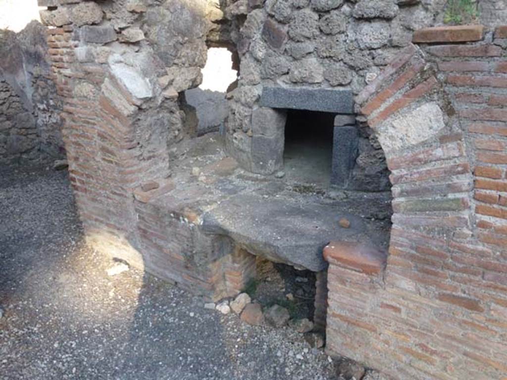 V.3.8 Pompeii. June 2012. Oven in south-east corner of bakery atrium. Photo courtesy of Michael Binns.
