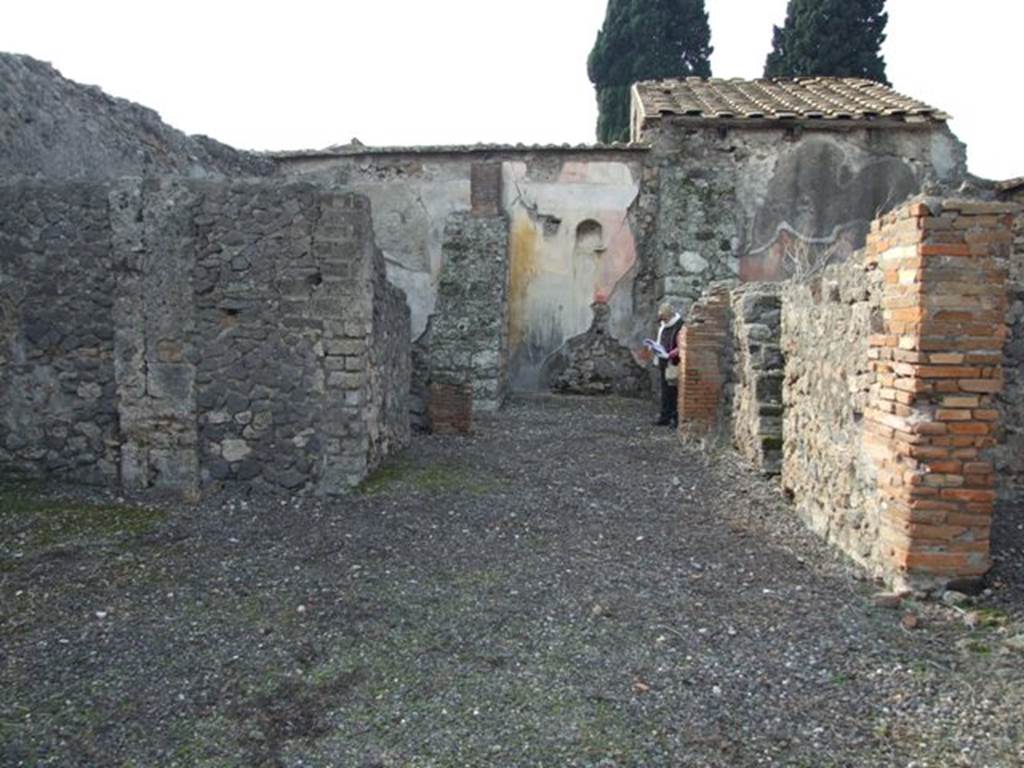 VI.2.24 Pompeii. December 2007. Looking west across atrium towards open tablinum.