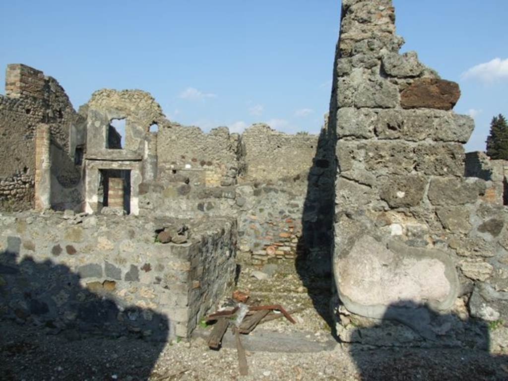 VI.7.2 Pompeii.  March 2009.  Entrance to Steps to Upper Floor.