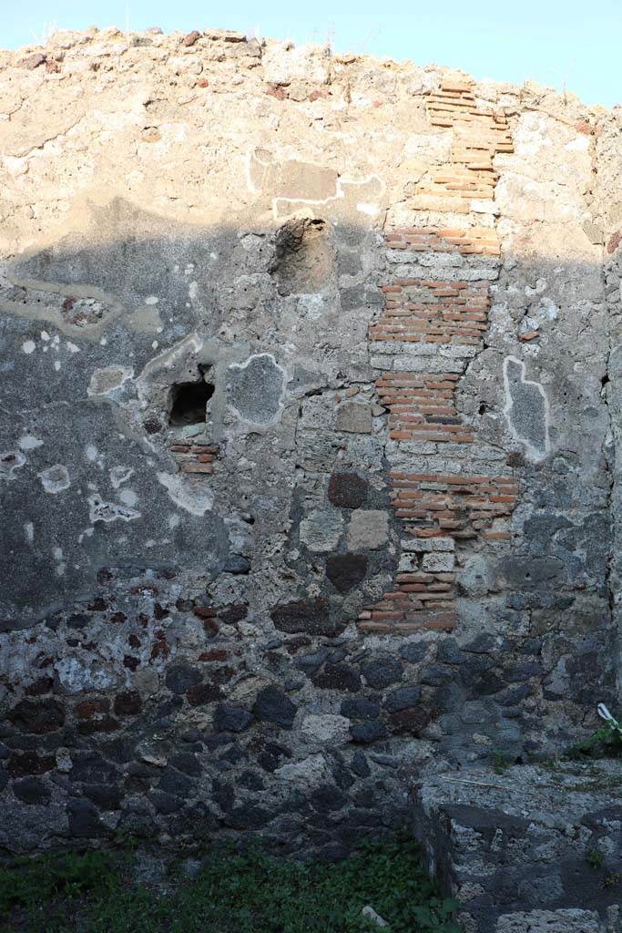 VI.7.5 Pompeii. December 2018. Looking towards east wall. Photo courtesy of Aude Durand.