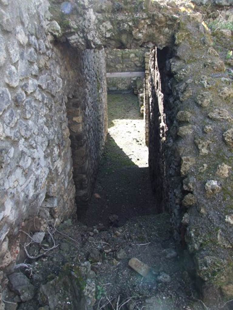 VI.8.22 Pompeii.  March 2009.  Room 5.   Area on south side of stairs.  Looking west to lower level.