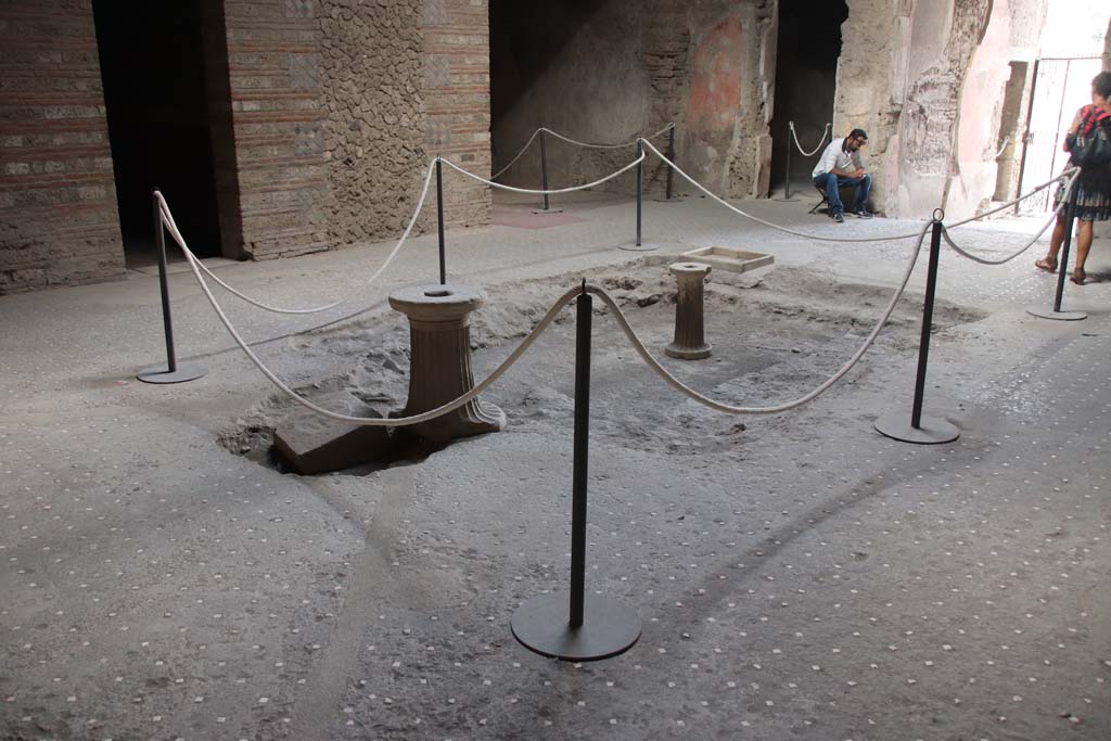 VI.8.23 Pompeii. September 2017. Looking north-east across impluvium in atrium. Photo courtesy of Klaus Heese.