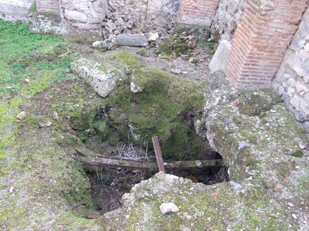 VI.9.13 Pompeii. December 2007. Room 44. Collapsed floor at west end.