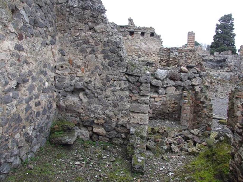 VI.10.14 Pompeii. March 2009. Room 12, latrine in north-west corner of kitchen.  