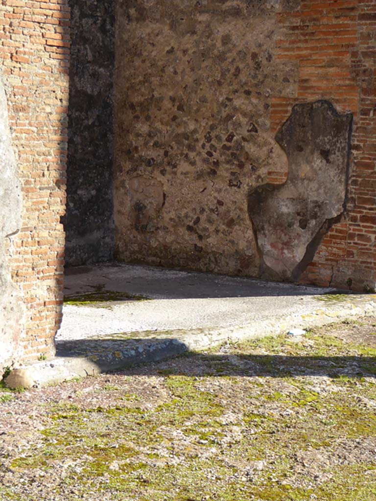 VI.12.5 Pompeii. 4th January 2017. Room 14, east ala. Looking towards south wall.  
Foto Annette Haug, ERC Grant 681269 DÉCOR.
