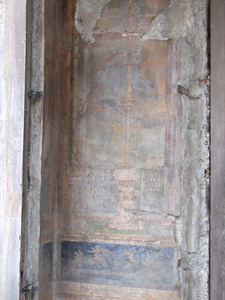 VI.15.1 Pompeii. December 2006. Wall painting in atrium to north of doorway to bedroom.