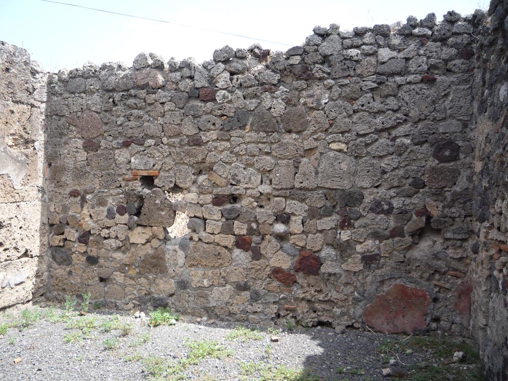 VII.1.36 Pompeii. October 2009. East wall of room on east side of entrance corridor. Photo courtesy of Jared Benton.