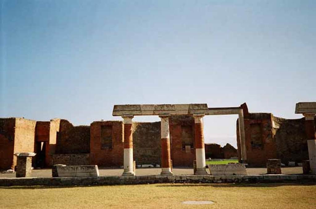 VII.8 Pompeii Forum. June 2010. Looking east towards the portico of Eumachia Building.
Photo courtesy of Rick Bauer.