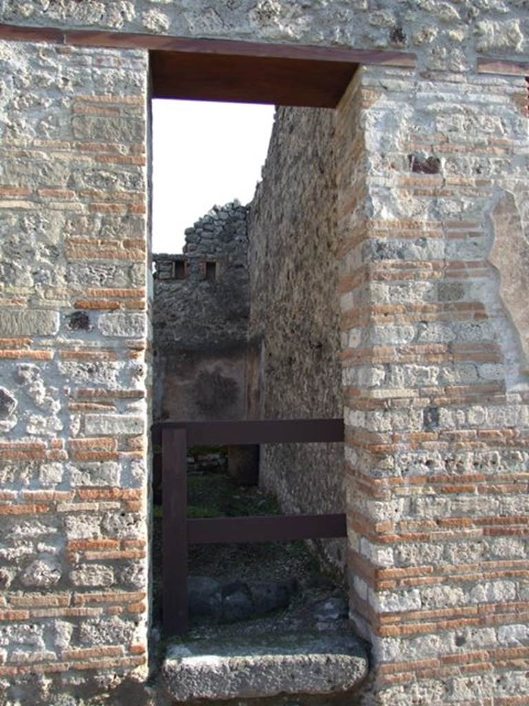 VII.11.4 Pompeii. December 2007. Entrance, looking east.