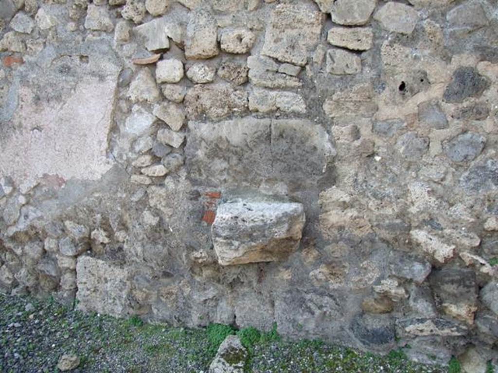 VII.14.6 Pompeii. December 2007. West wall of shop.