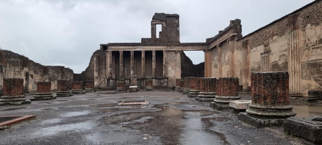 VIII.1.1 Pompeii. October 2014. Looking west from the Forum, across entrance steps into Basilica.
Foto Annette Haug, ERC Grant 681269 DÉCOR.
