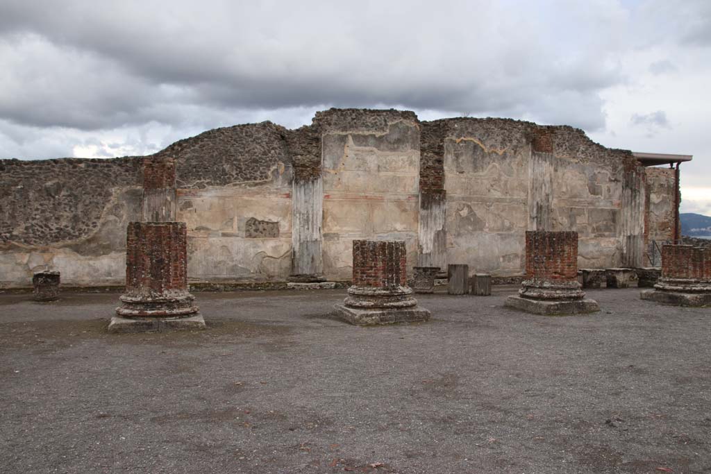 VIII.1.1 Pompeii, March 2018. Basilica, Looking west along south wall of south side corridor in the Basilica.
Foto Taylor Lauritsen, ERC Grant 681269 DÉCOR.
