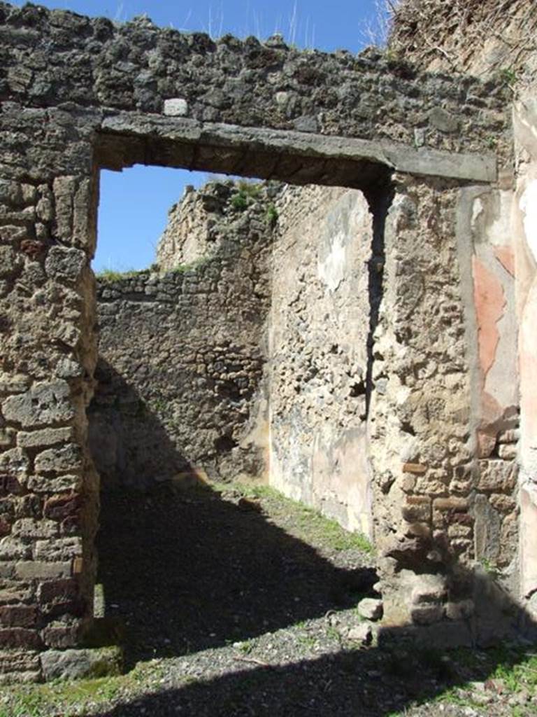 VIII.5.9 Pompeii.  March 2009.  Room 23.  Looking west, from North Portico.