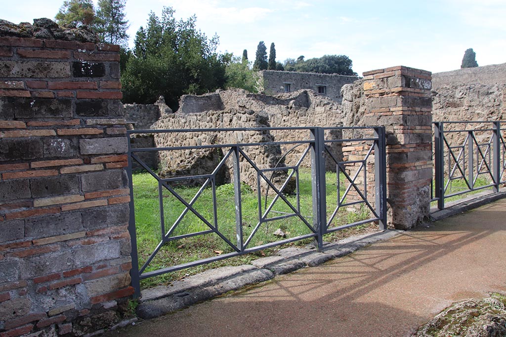 VIII.7.3 Pompeii. October 2024. Looking north-west towards entrance doorway. Photo courtesy of Klaus Heese.