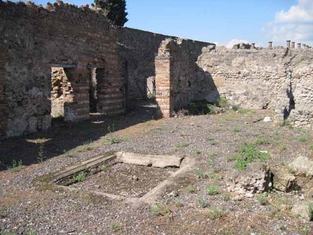 VIII.7.26 Pompeii. September 2010. Looking north across atrium towards the tablinum, from south-east corner. Photo courtesy of Drew Baker.
