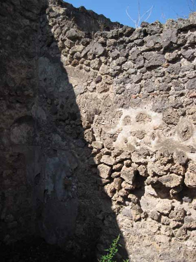 VIII.7.26 Pompeii. September 2010. North wall and north-west corner of fourth room. Photo courtesy of Drew Baker.
