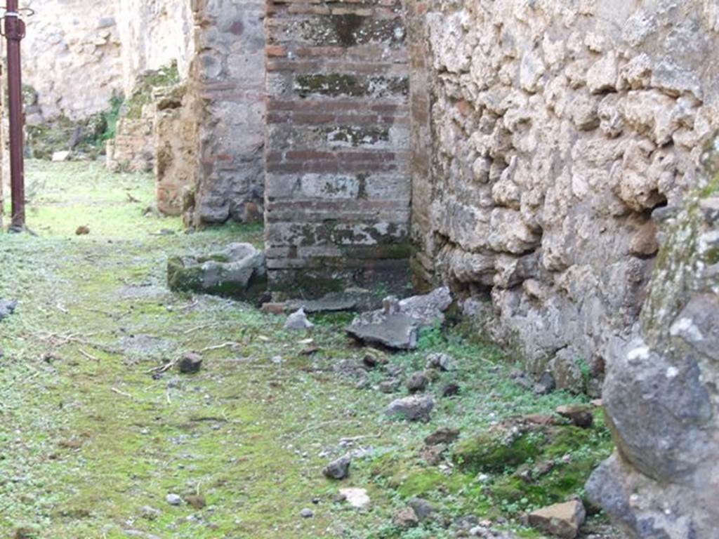 IX.5.4 Pompeii. December 2007. Room e, looking south across bakery area.

