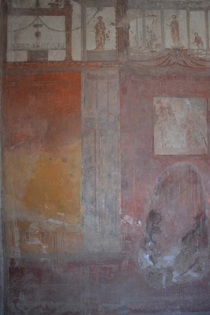 IX.5.6 Pompeii. May 2017. Room i, panel dividing yellow side panel from red central panel.     
Foto Christian Beck, ERC Grant 681269 DÉCOR.
