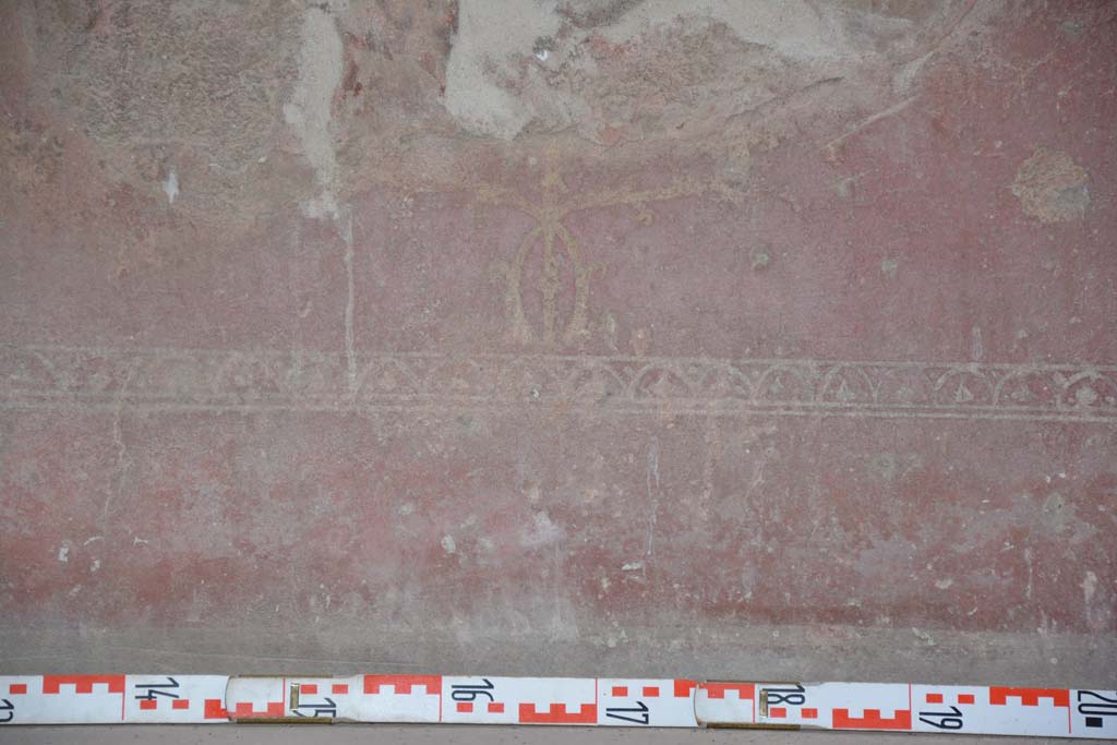 IX.5.6 Pompeii. May 2017. Room i, detail of zoccolo in centre of east wall.      
Foto Christian Beck, ERC Grant 681269 DÉCOR.
