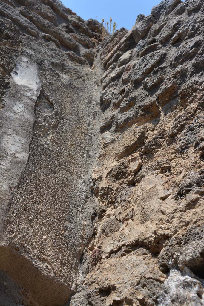 IX.5.6 Pompeii. May 2017. Room t, upper north-west corner.
Foto Christian Beck, ERC Grant 681269 DCOR.
