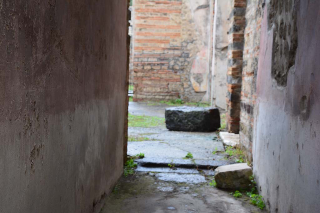 IX.5.11 Pompeii. March 2017. Room m, looking north towards atrium b.
Foto Christian Beck, ERC Grant 681269 DCOR.

