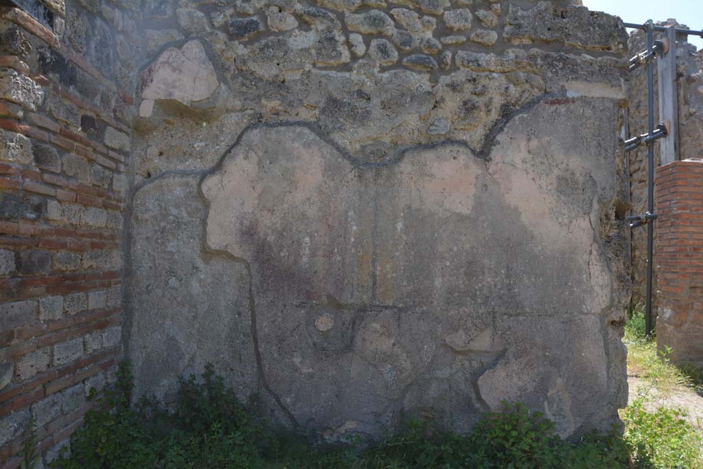 IX.5.14 Pompeii. May 2017. Peristyle k, detail of south wall in south-east corner.
Foto Christian Beck, ERC Grant 681269 DCOR.
