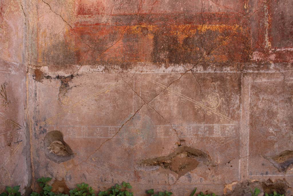 IX.5.14 Pompeii. May 2019. Room f, zoccolo from south wall at east end.
Foto Christian Beck, ERC Grant 681269 DCOR.
