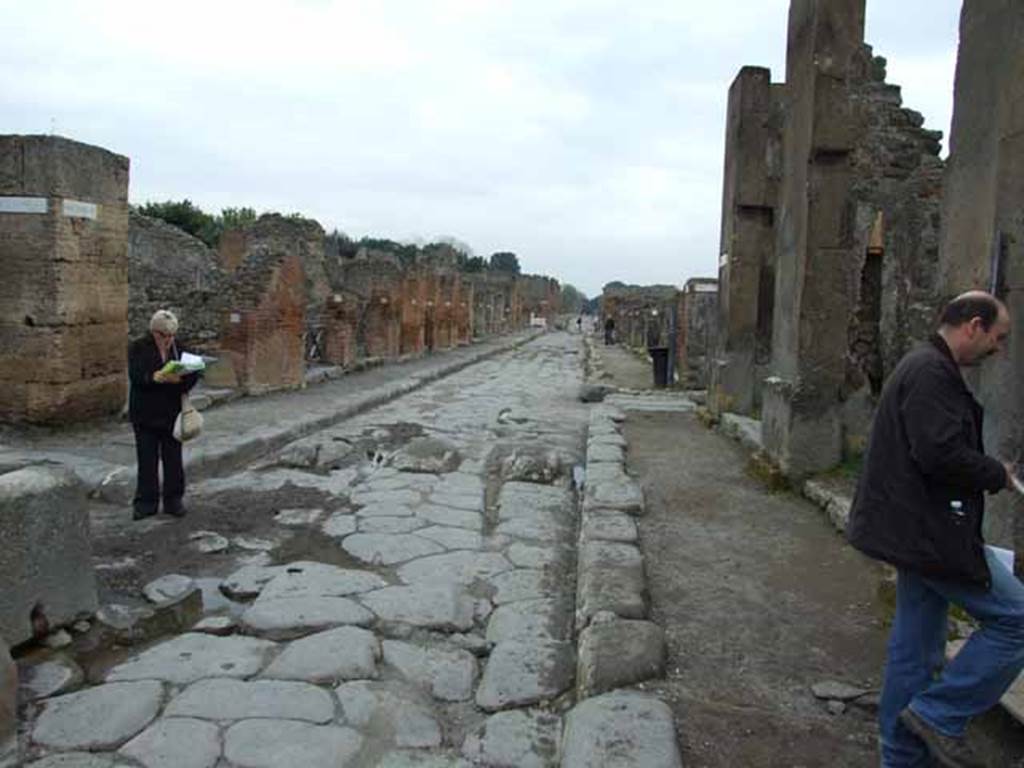 Via della Fortuna, May 2010. Looking east between VI.14 and VII.4.