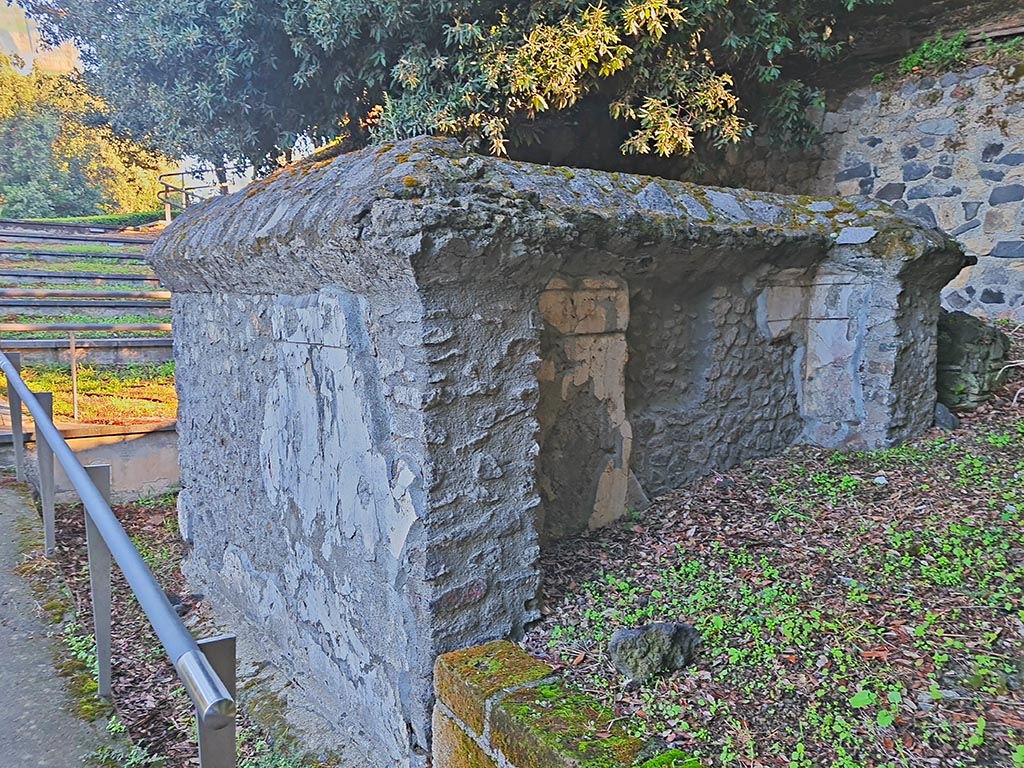 Pompeii Porta Nocera. October 2024. Tomb 42EN, south side. Photo courtesy of Giuseppe Ciaramella.

