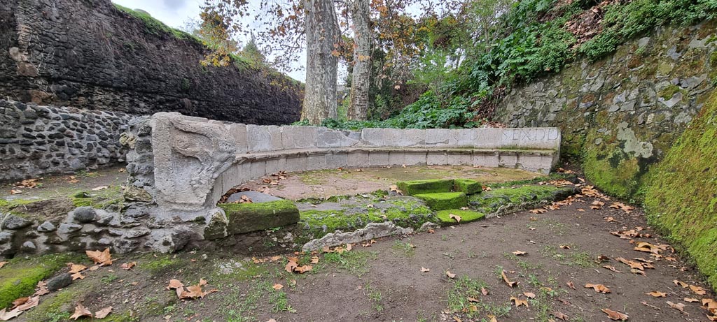 SGF Pompeii. December 2023. Looking east towards schola tomb with steps built into the front. Photo courtesy of Miriam Colomer.